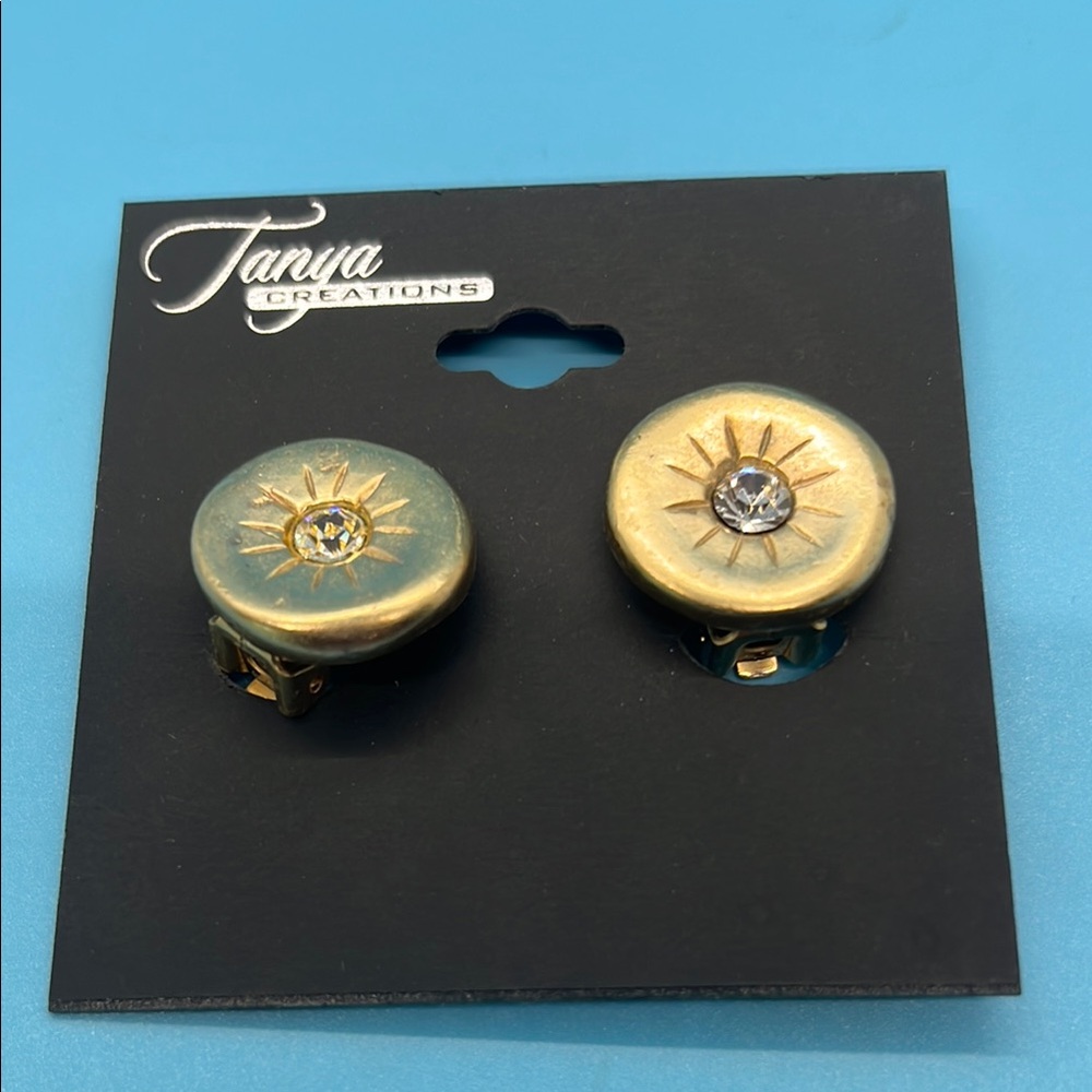 R73. Tanya Creations Gold Clip-On Earrings